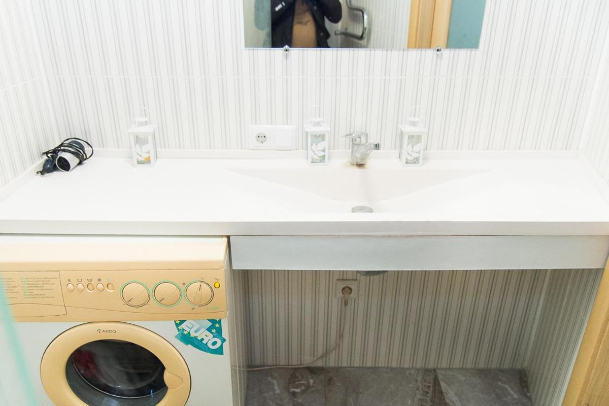 The Best Location In Centre 2 Room Суми Екстериор снимка