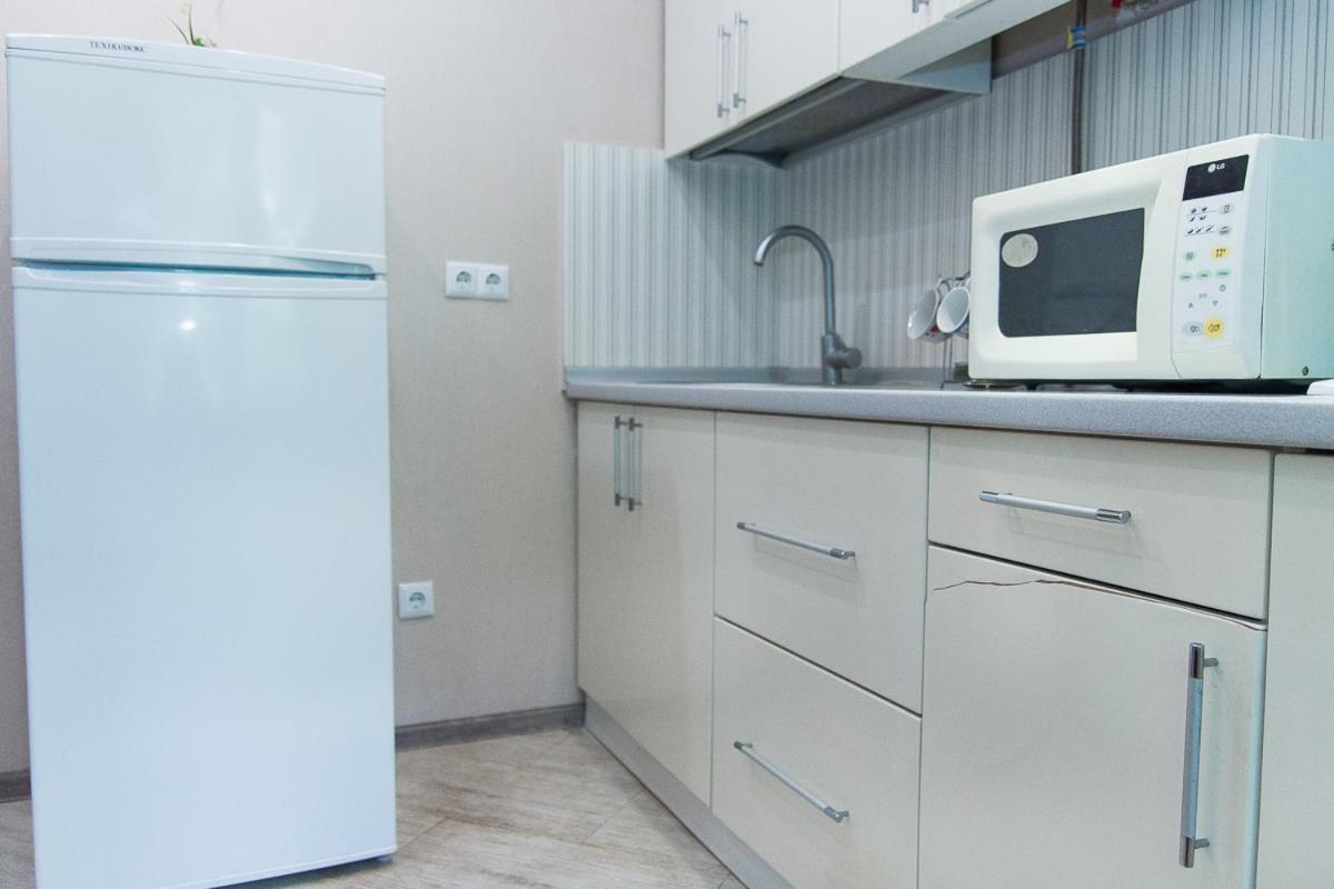 The Best Location In Centre 2 Room Суми Екстериор снимка